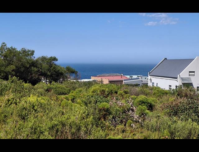 1,338M² VACANT LAND FOR SALE IN SUNNY SEAS ESTATE